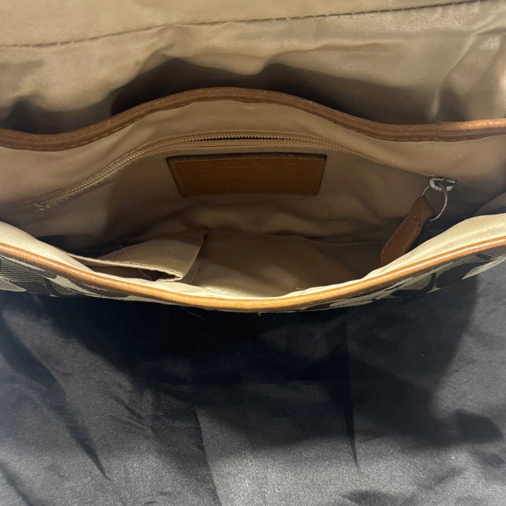 Coach Signature Brown and Tan Bag - Picture 3 of 5